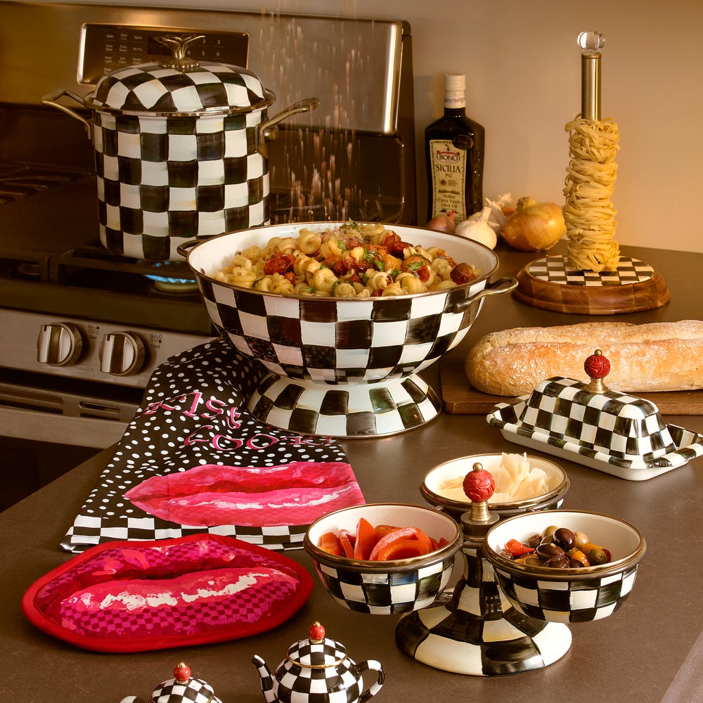 MacKenzie-Childs | Courtly Check 7 Quart Stockpot