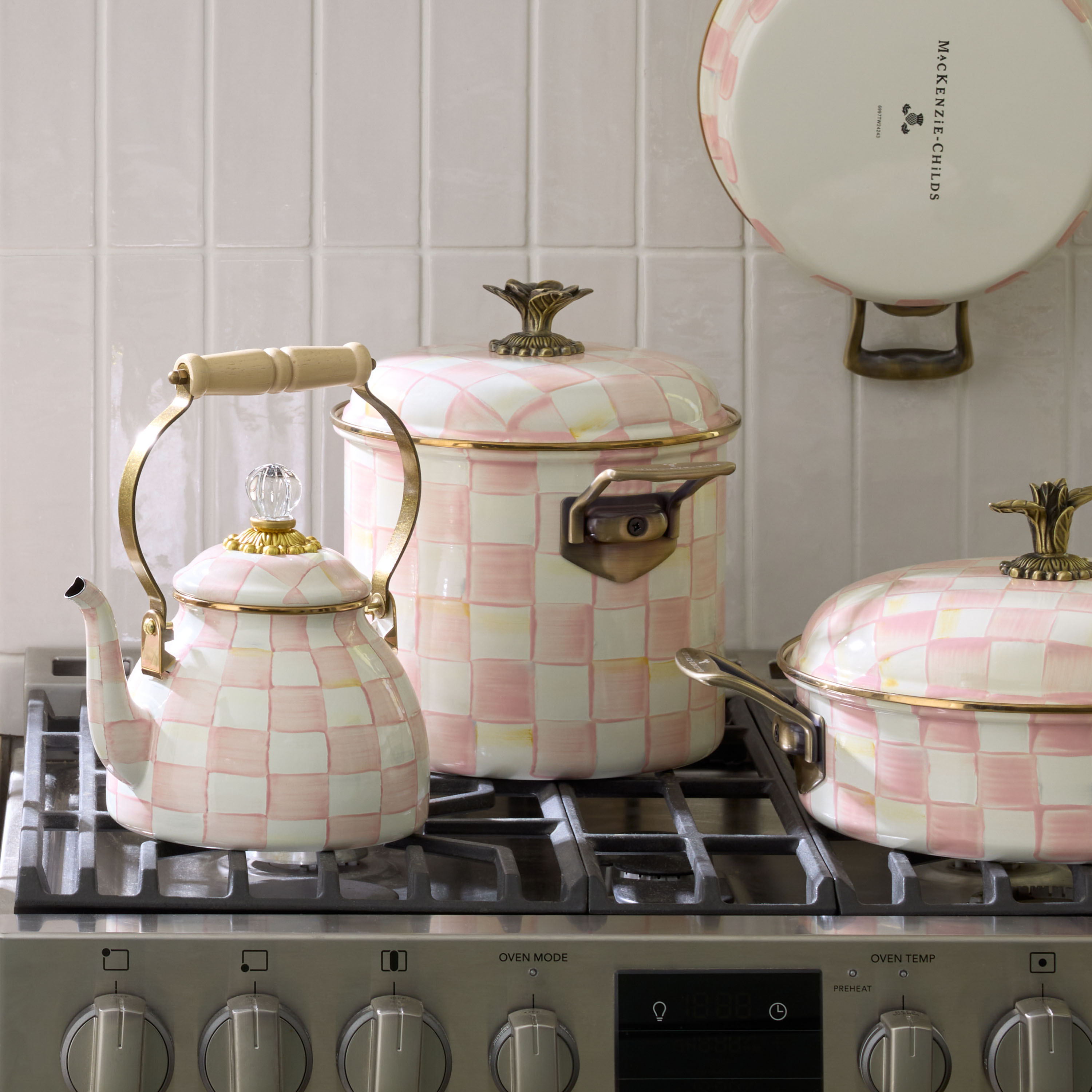 MacKenzie-Childs | Rosy Check 7 Qt. Stockpot