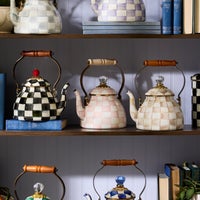 Rosy Check 2 Quart Tea Kettle