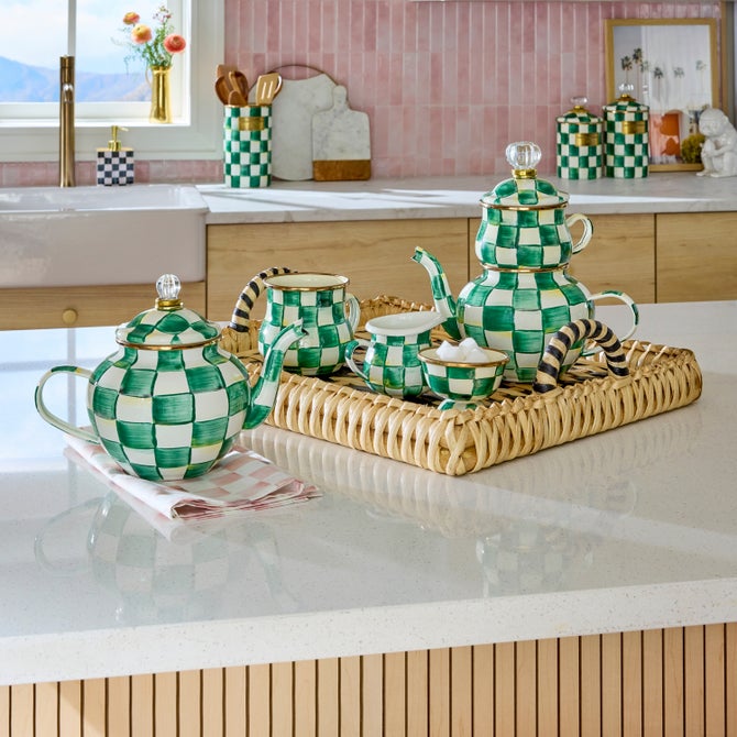 Emerald Check 4 Cup Teapot image number 1