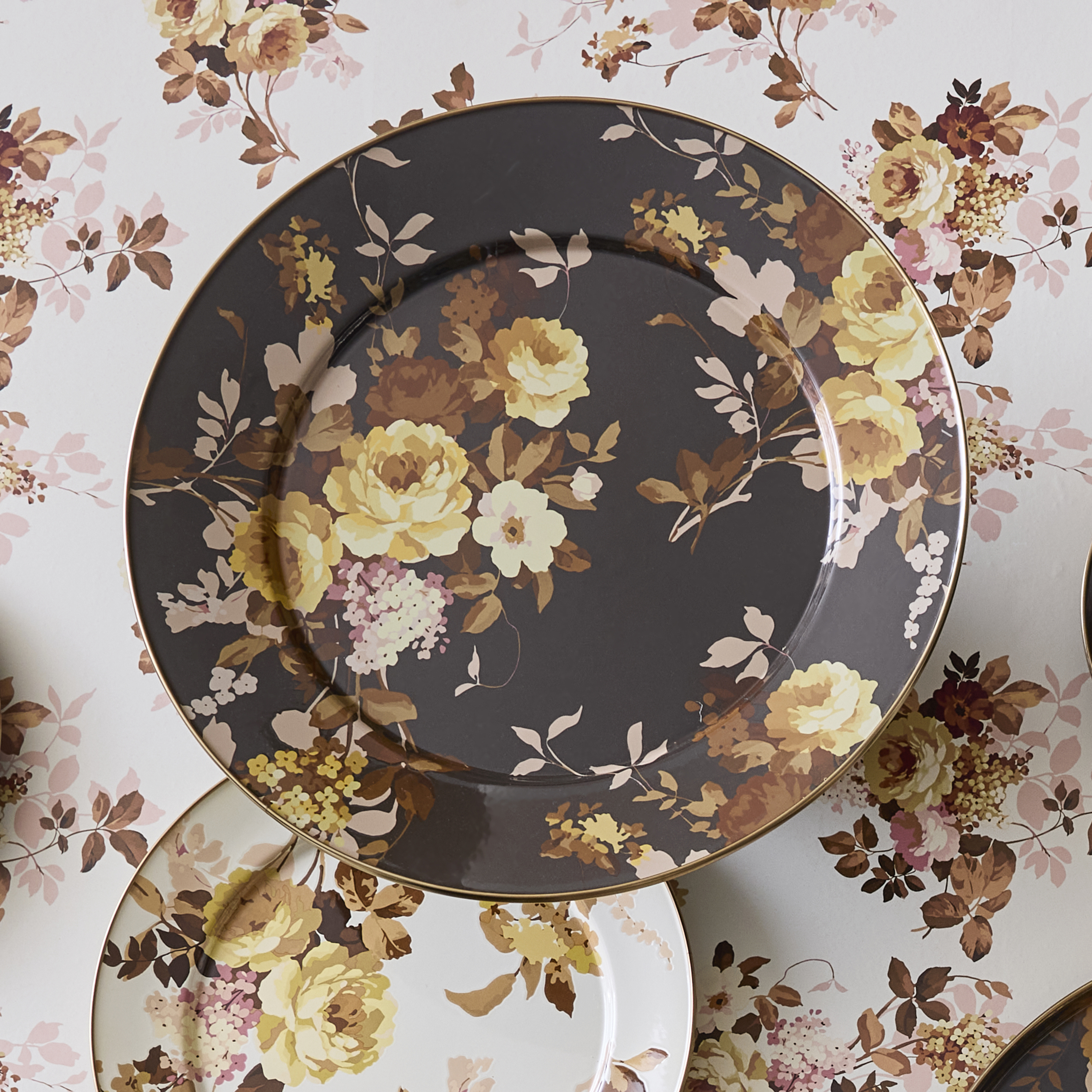 MacKenzie-Childs | Wild Rose Brown Round Tray