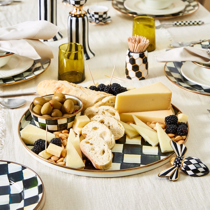 Courtly Check Round Tray image number 5