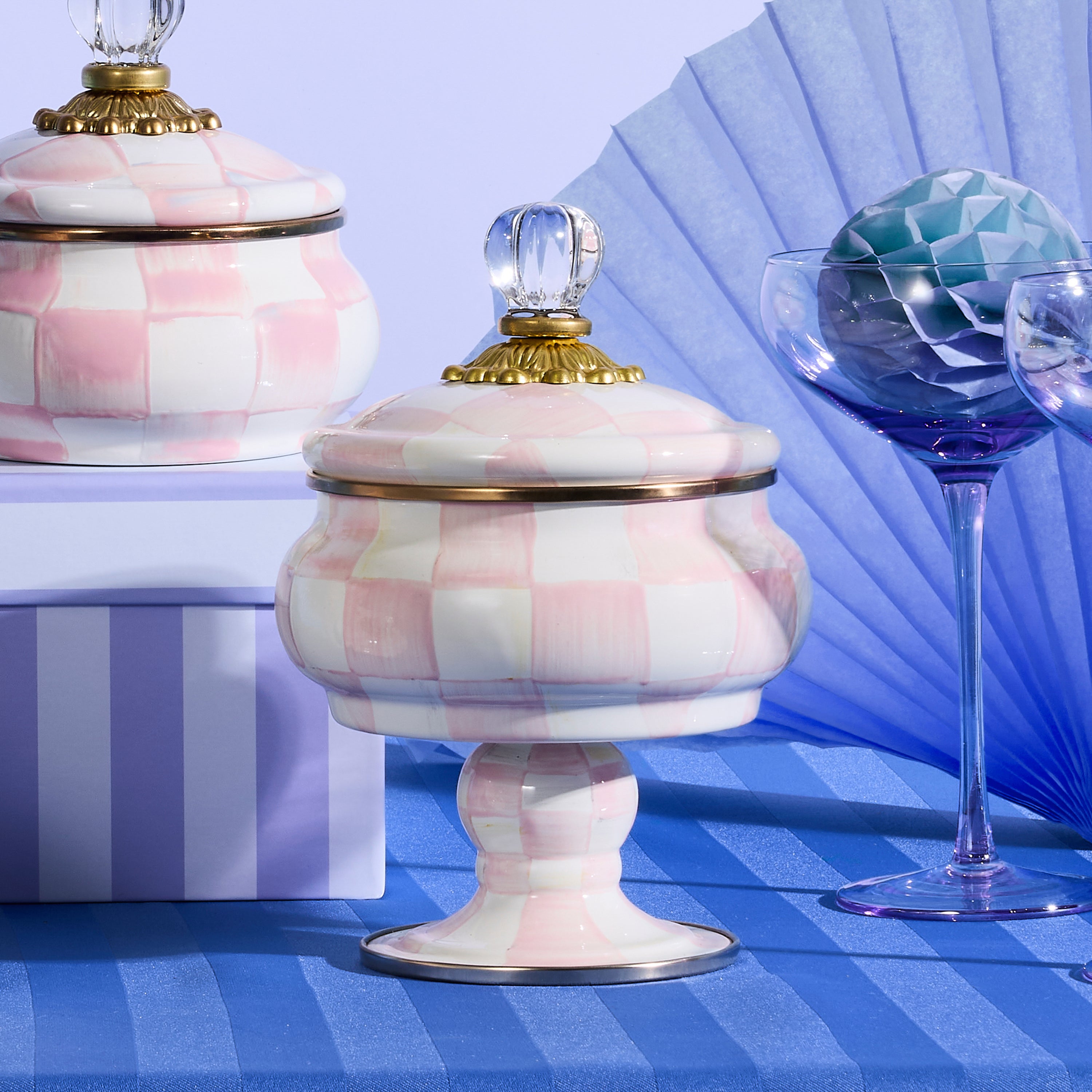 マッキーニ　カポタスト　Showcase McKinney #TonyRice MacKenzie-Childs | Rosy Check Curiosity Pot