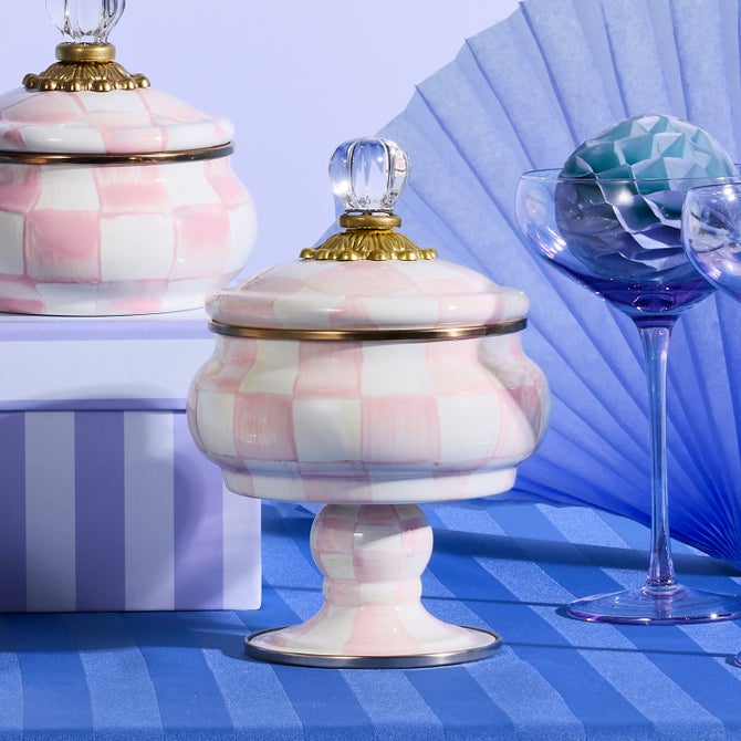 Rosy Check Curiosity Pot image number 3