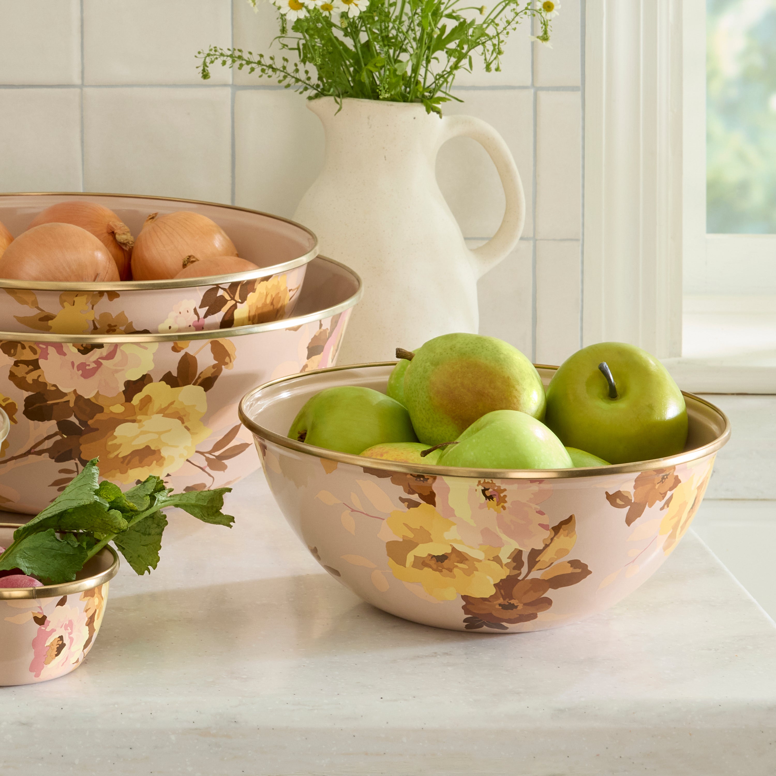 MacKenzie-Childs | Wild Rose Mauve Medium Everyday Bowl