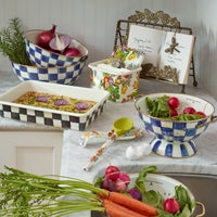 Courtly Check 9" x 13" Baking Pan