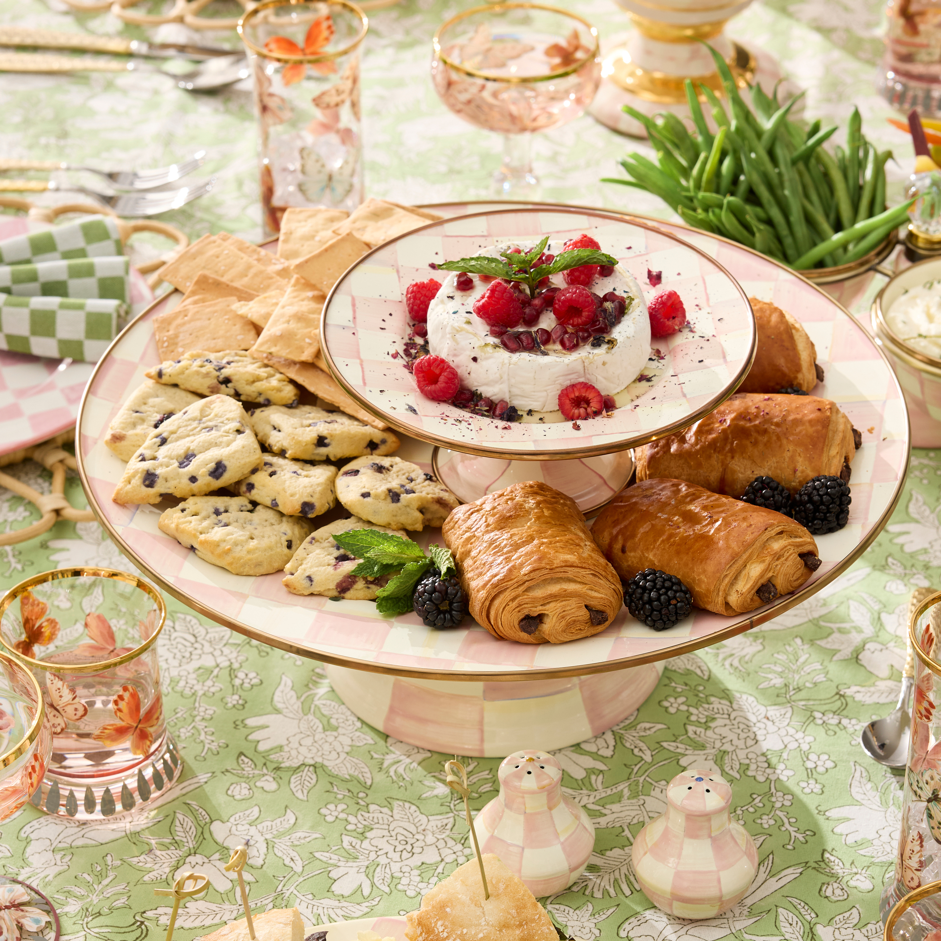 MacKenzie-Childs | Rosy Check Large Pedestal Platter