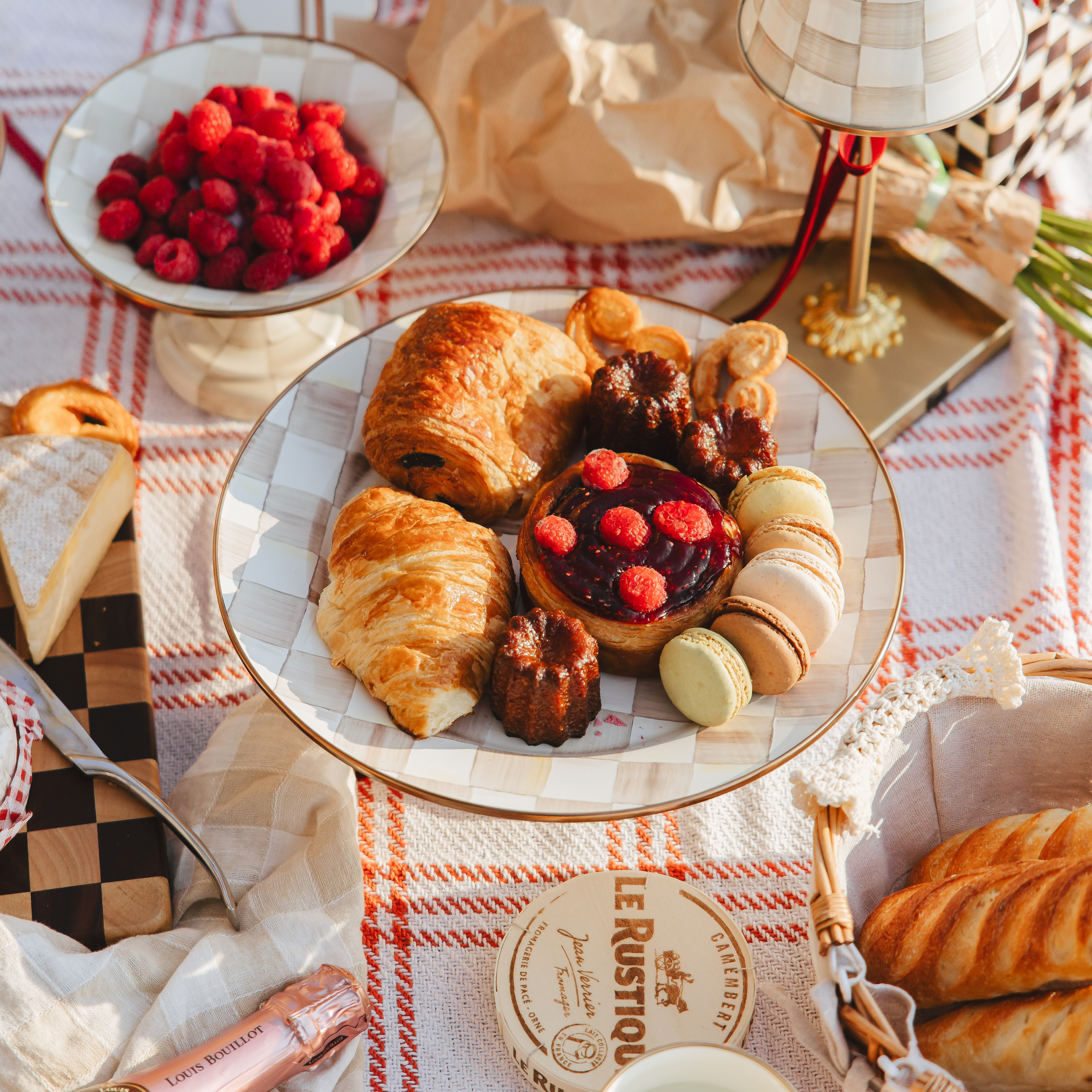 MacKenzie-Childs | Mocha Check Small Pedestal Platter