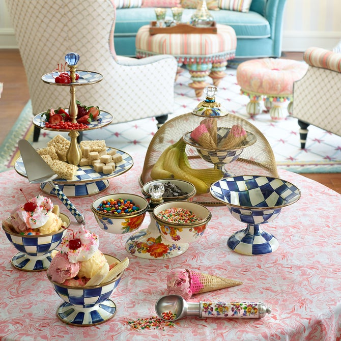 Royal Check Three Tier Sweet Stand image number 4