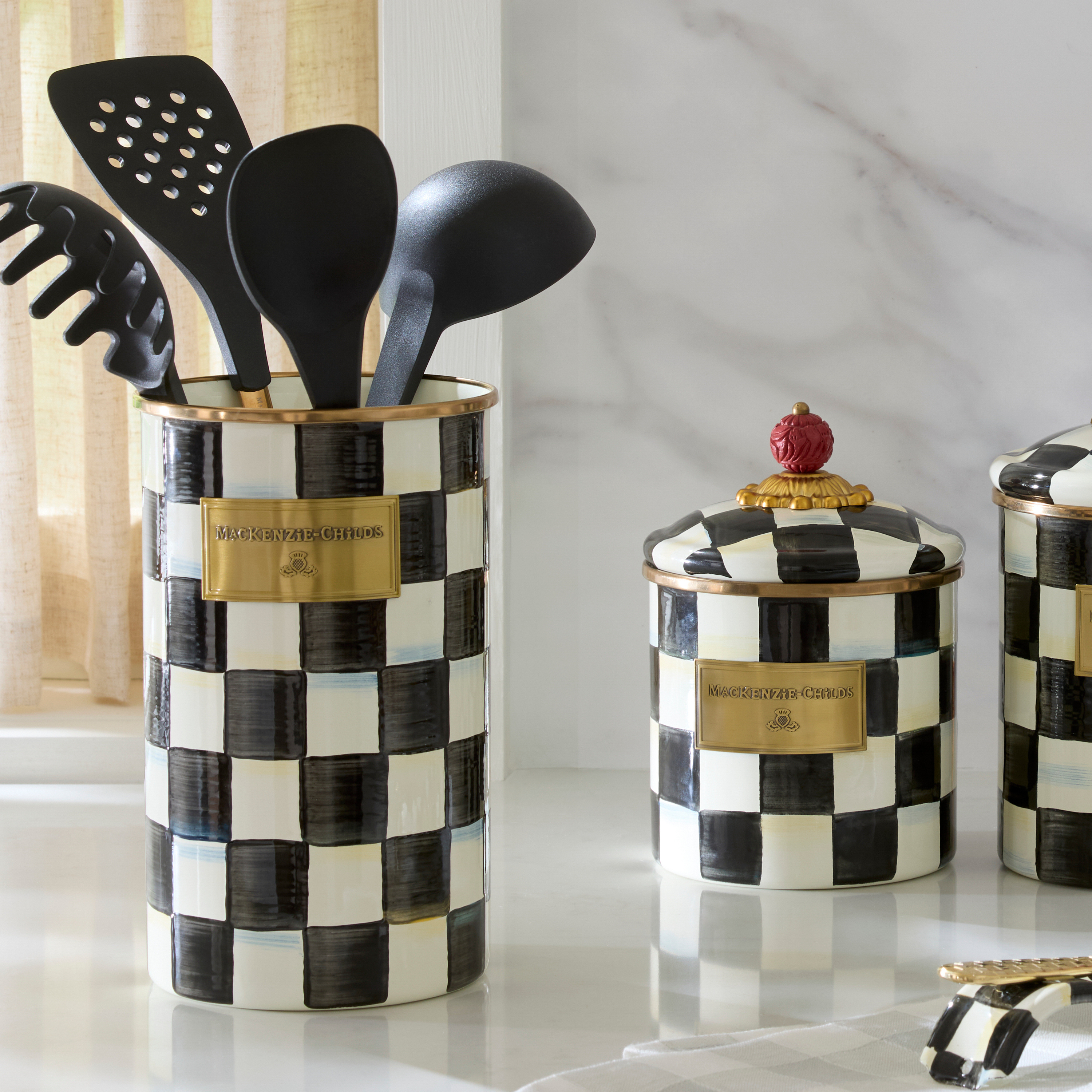 MacKenzie-Childs Courtly Check Utensil Holder - Thumbnail 2