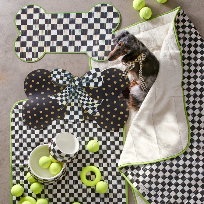 Courtly Check Large Pet Dish image number 7