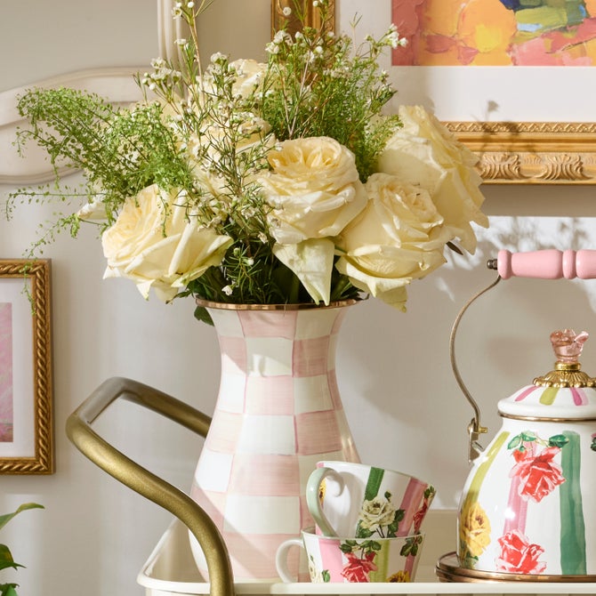 Rosy Check Tall Vase image number 7