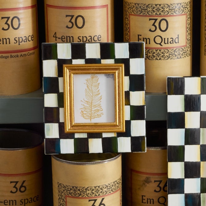 Courtly Check 2.5" x 3" Frame image number 1
