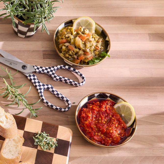 Courtly Check Relish Dish image number 5