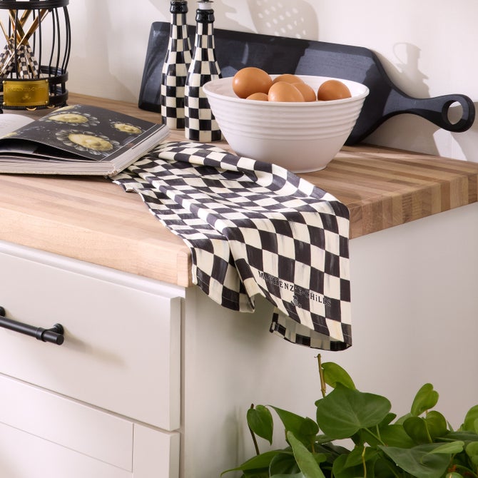 Check Printed Dish Towel image number 0