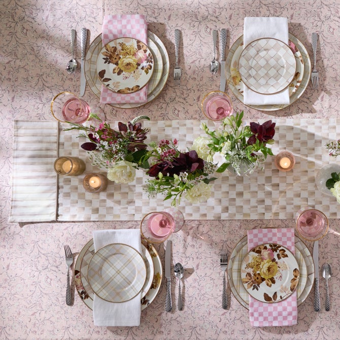 Check Table Runner image number 0