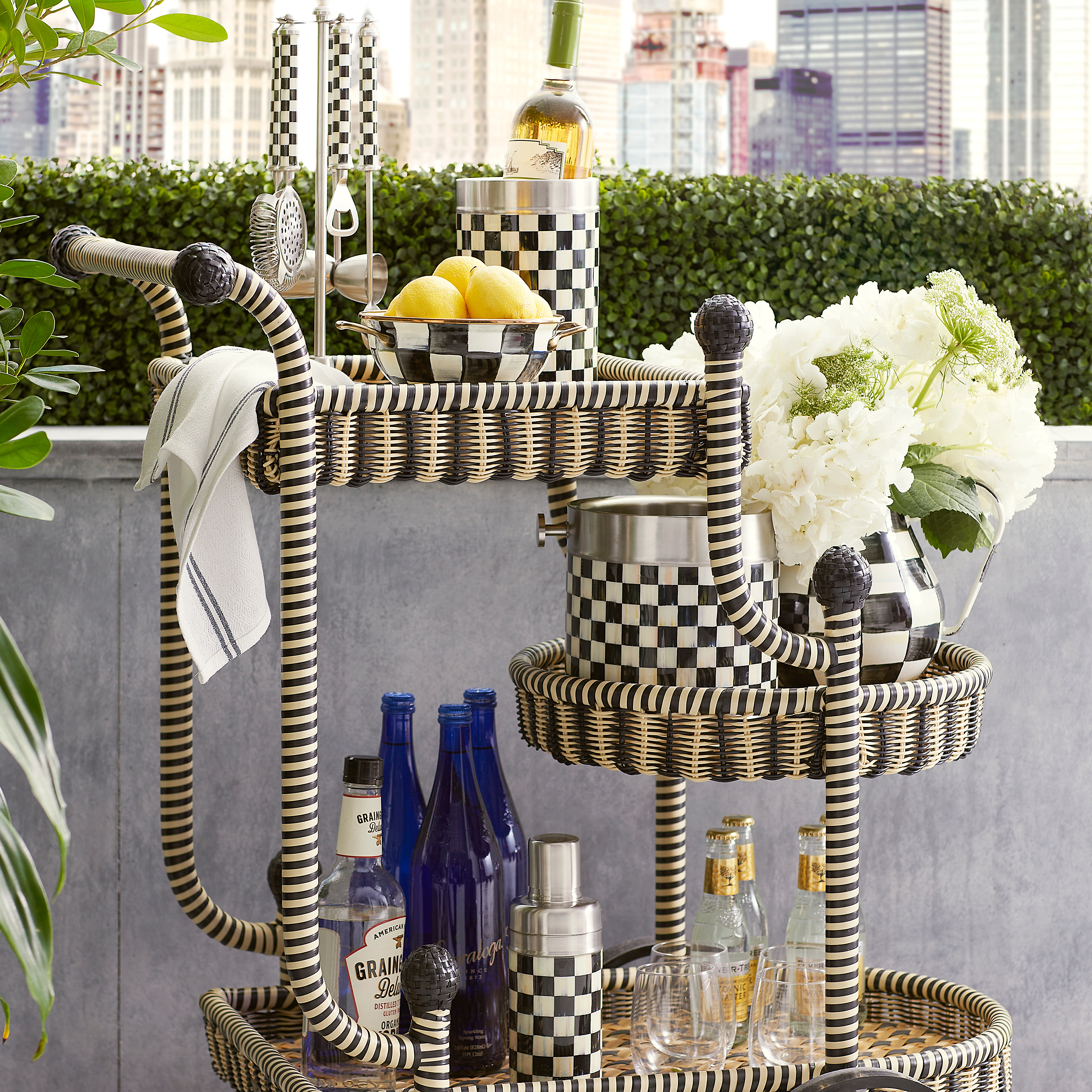 MacKenzie-Childs | Courtly Check 3260 Cocktail Shaker