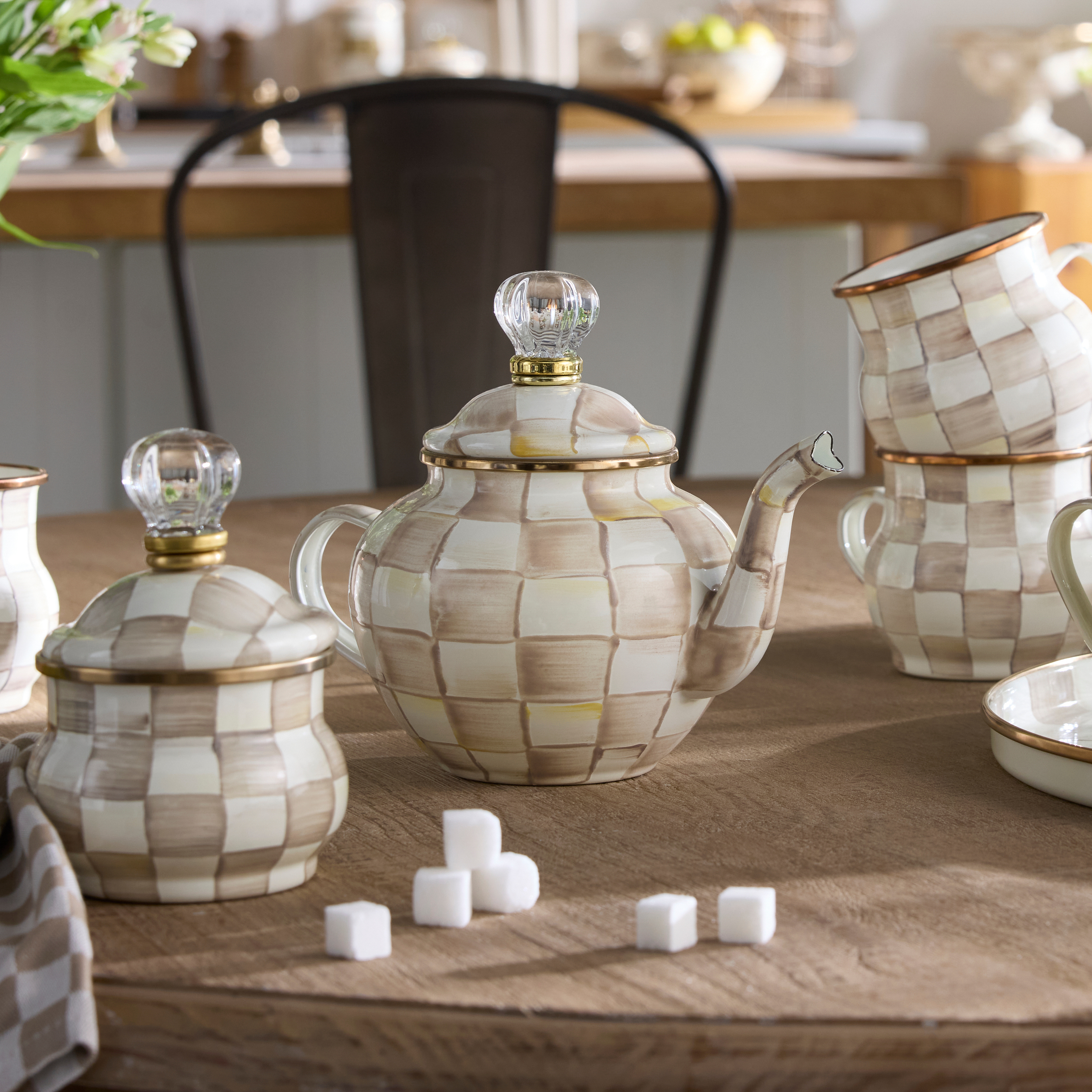 MacKenzie-Childs | Rosy Check 4 Cup Teapot