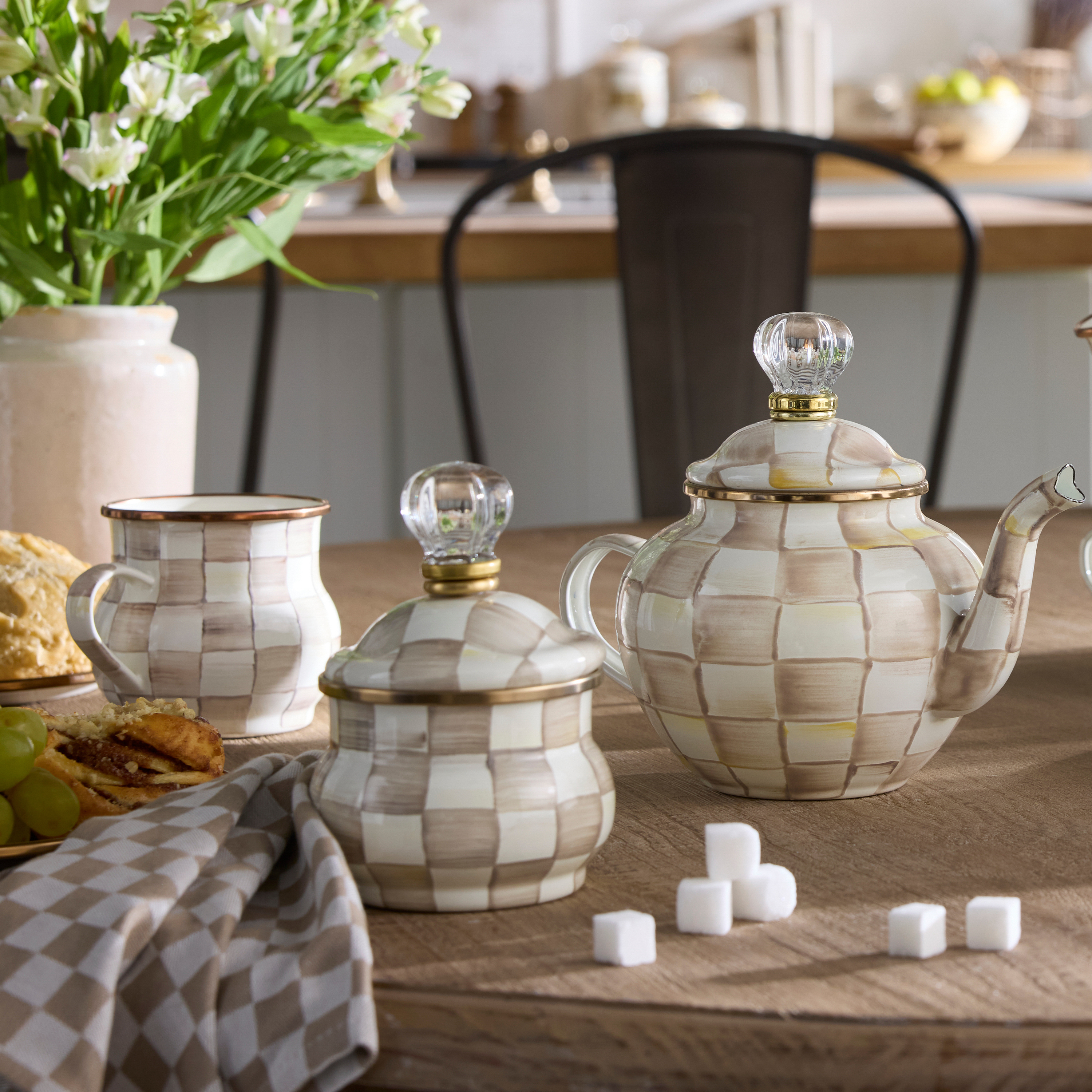 enamel-lidded-sugar-bowl_2.jpg